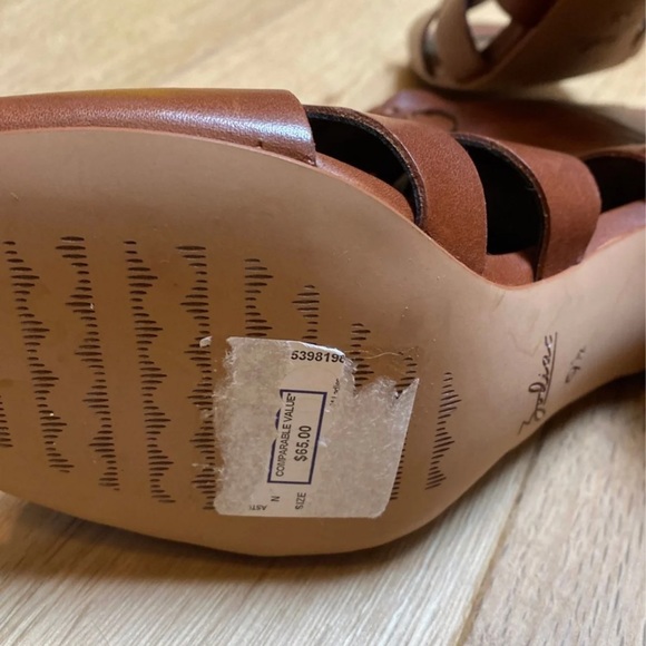 Zodiac woman’s Camila Sandals size 9.5 - Picture 4 of 5